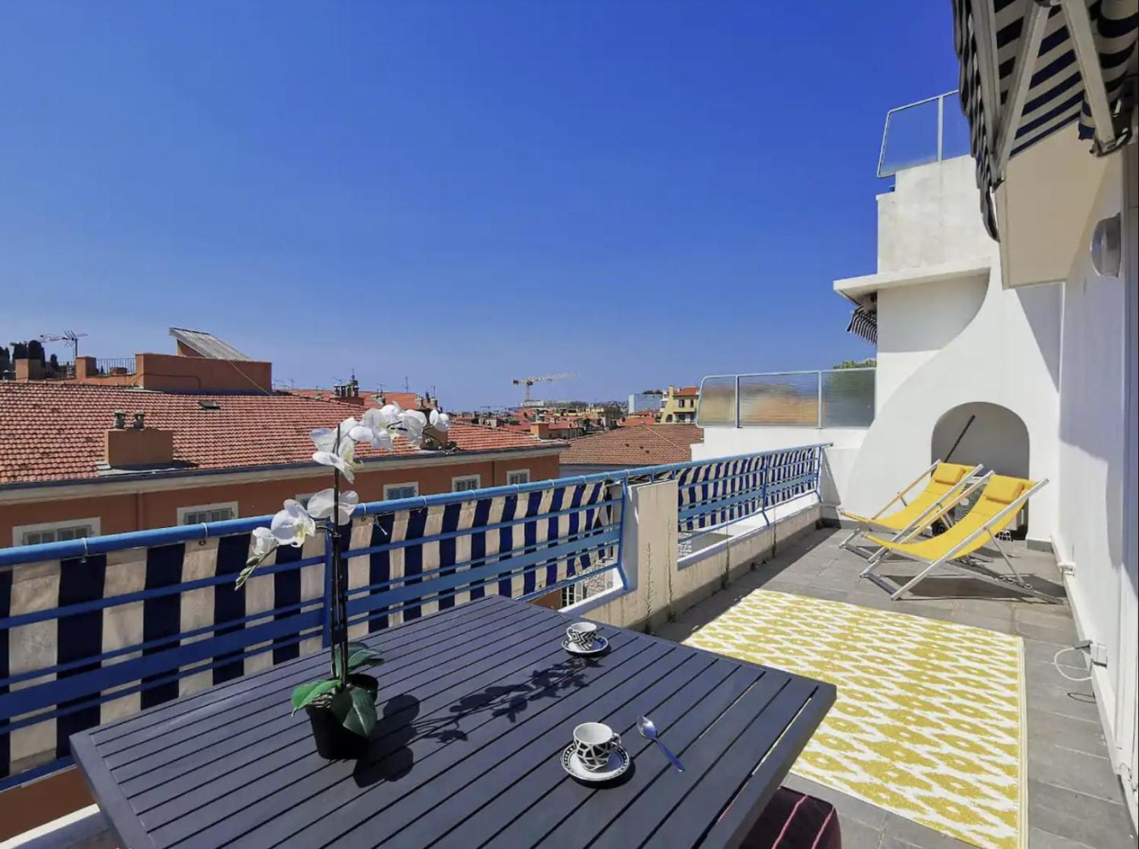 Smartbnb - Dernier étage - Terrasse à Ciel Ouvert - Garibaldi Appartement Nice